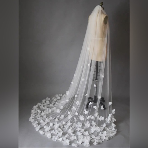 Floral Wedding Veil Chapel Length